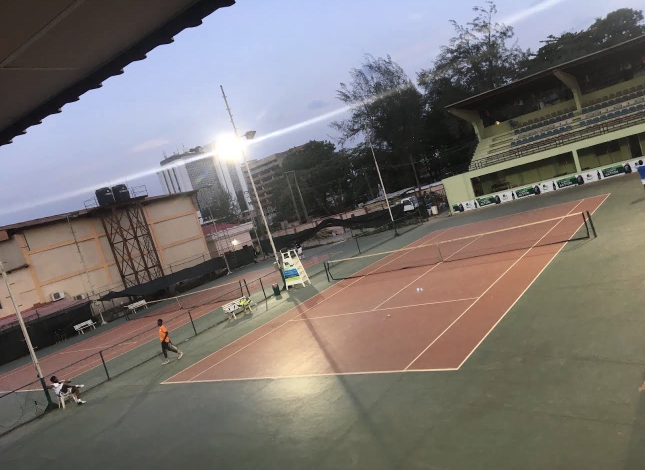 Monaliza Tennis Club seating